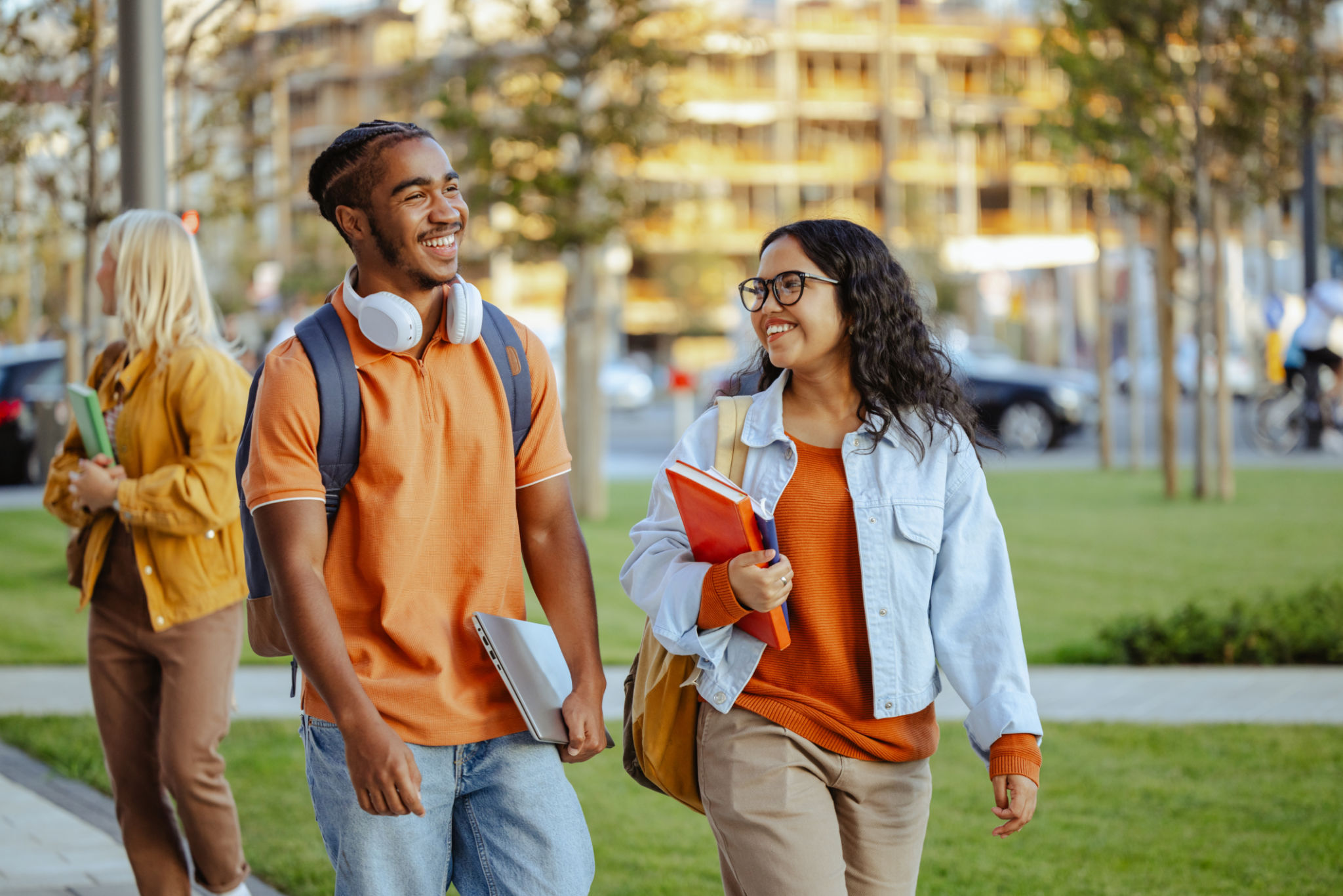 Des étudiants issus de la diversité dans la rue Des étudiants issus de la diversité dans la rue