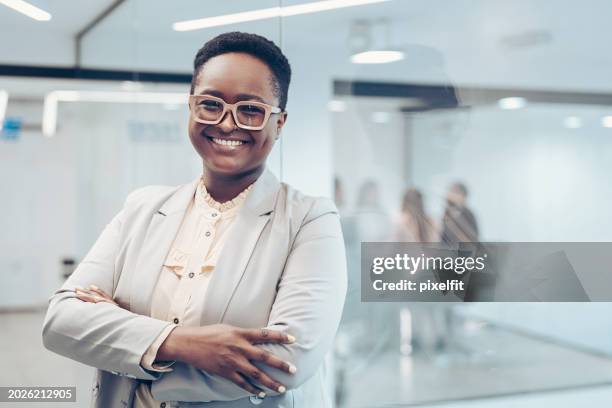 portrait of a smiling businesswoman - curvy black woman stock pictures, royalty-free photos & images