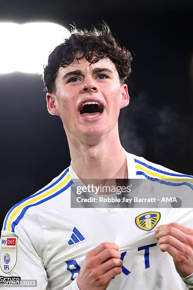 Leeds United v Leicester City - Sky Bet Championship Leeds United v Leicester City - Sky Bet Championship