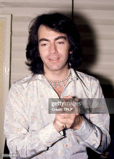 American singer Neil Diamond poses for a portrait in New York, New York, circa 1975.