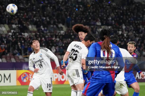 Kazushi Mitsuhira of Ventforet Kofu heads to score the team's first goal during the AFC Champions League Round of 16 second leg match between...