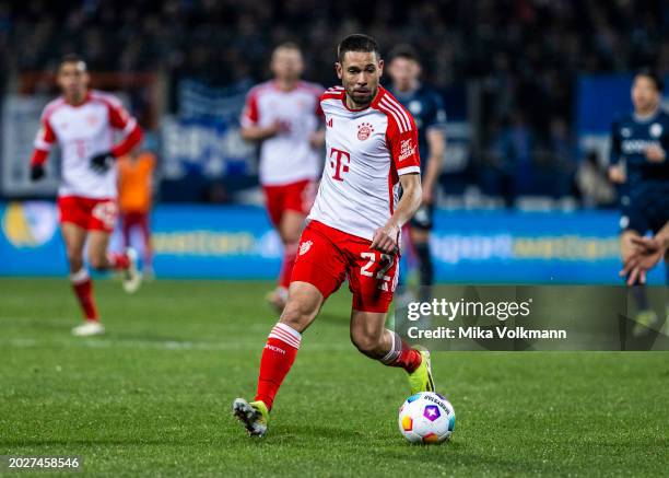 Raphael Guerreiro of Muenchen runs with the ball during the Bundesliga match between VfL Bochum 1848 and FC Bayern Muenchen at Vonovia Ruhrstadion on...