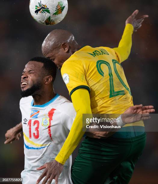 Khuliso Mudau of South Africa and Meschak Elia of DR Congo during the TotalEnergies CAF Africa Cup of Nations 3rd place match between South Africa...