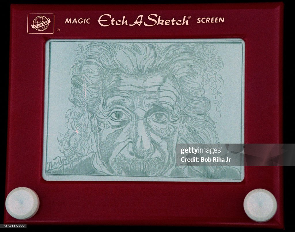 Etch A Sketch Artist Nicole Falzone