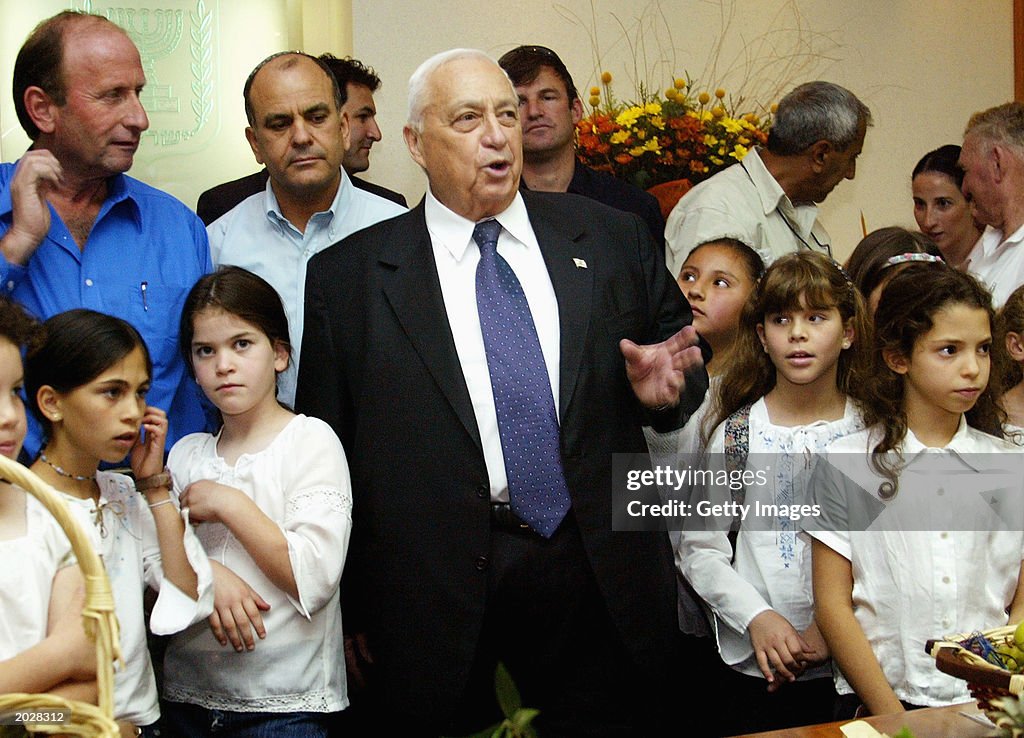 Cabinet Debate Peace Plan In Israel