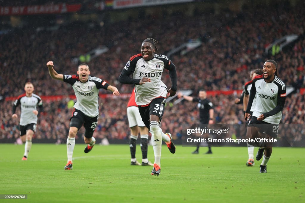 Manchester United v Fulham FC - Premier League