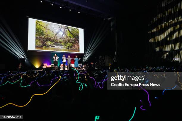 Fernando Buesa's daughter, Sara Buesa , and the president of the Foundation of Victims of Terrorism, Juan Francisco Benito , during the ceremony on...