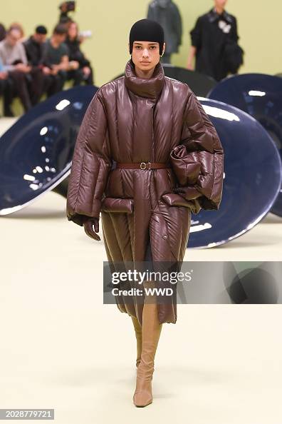 Jil Sander RTW Fall 2024 - Runway Jil Sander RTW Fall 2024 - Runway