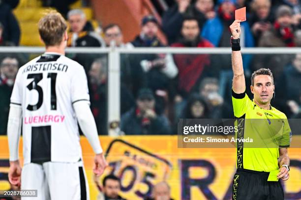 Referee Francesco Fourneau shows Thomas Kristensen of Udinese a red card during the Serie A TIM match between Genoa CFC and Udinese Calcio at Stadio...