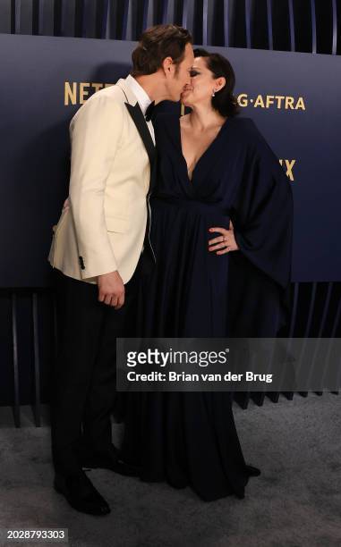Los Angeles, CA Patrick Wilson and Dagmara Dominczyk arriving on the red carpet at the 30th Screen Actors Guild Awards in Shrine Auditorium and Expo...