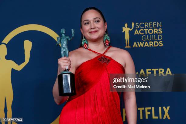 Los Angeles, CA Lily Gladstone, winner in the Female Actor in a Leading Role - Motion Picture category in the deadline room at the 30th Screen Actors...