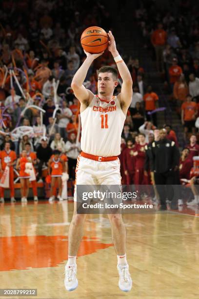 Clemson Tigers guard Joseph Girard III shoots a three point shot during a college basketball game between the Florida State Seminoles and the Clemson...