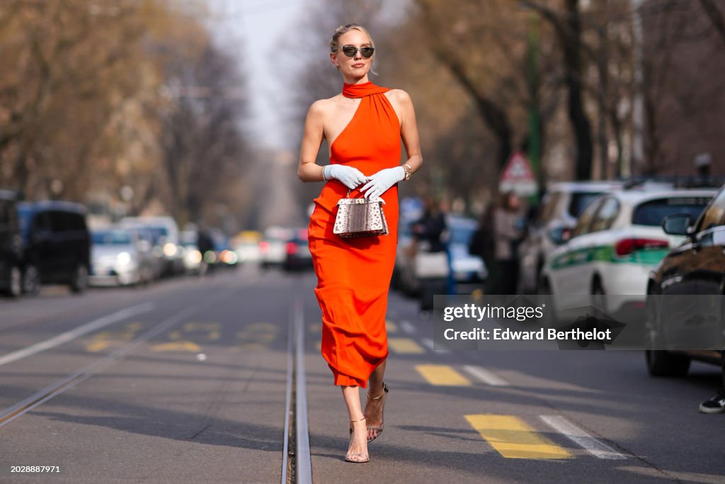 Street Style - Day 2 - Milan Fashion Week - Womenswear Fall/Winter 2024-2025
