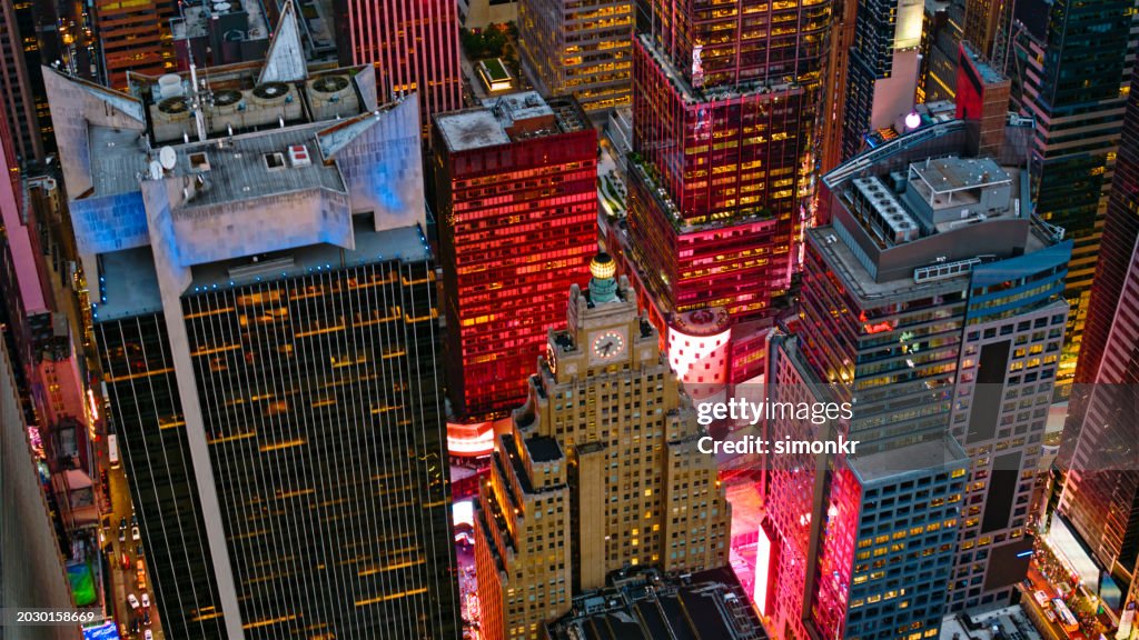 Paramount Build Paramount Building In City High-Res Stock Photo - Getty Images