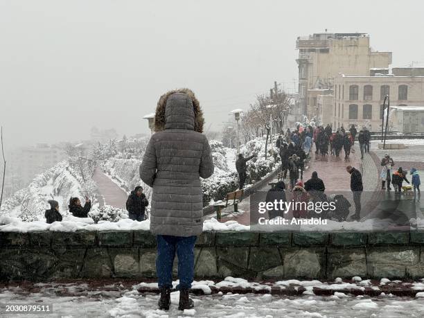 Tehran Weathernow 656 City Park Tehran Stock Photos, High-Res Pictures, and Images ...