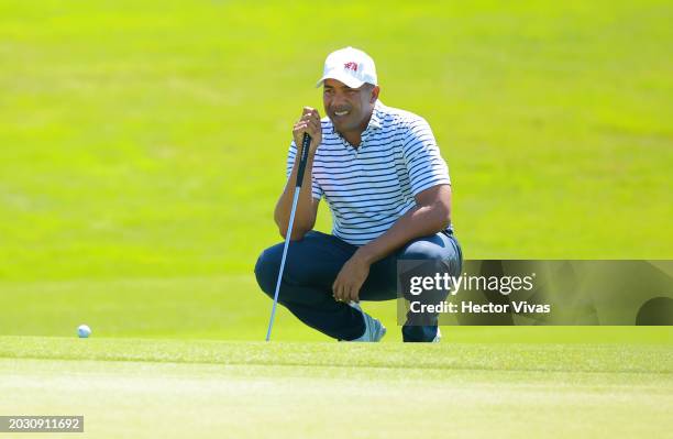 Jhonattan Vegas of Venezuela lines up a putt on the 12th green during the first round of the Mexico Open at Vidanta at Vidanta Vallarta on February...