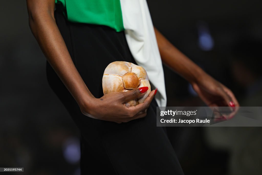 Moschino - Runway - Milan Fashion Week - Womenswear Fall/Winter 2024-2025