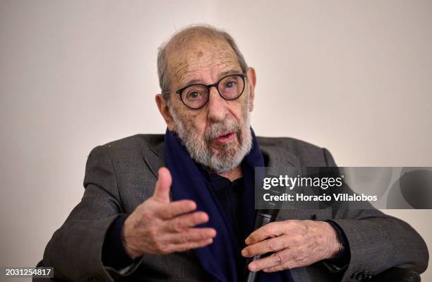 Portuguese architect Alvaro Siza talks to journalists on the day Serralves Foundation presented to the press C.A.S.A. Alvaro Siza Collection,...