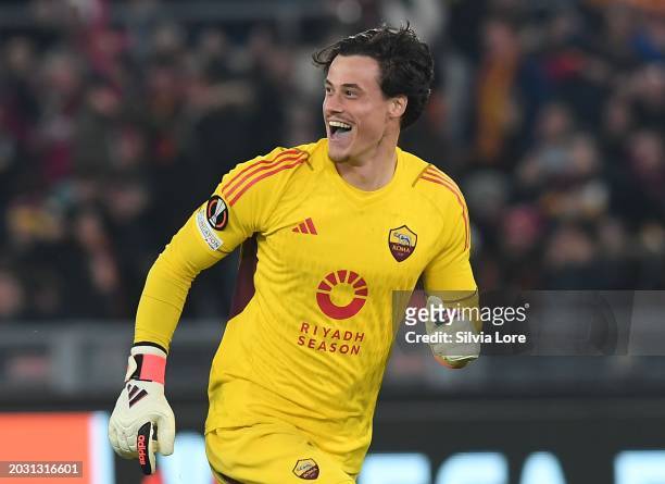Mile Svilar goalkeeper of AS Roma celebrates the victory at the end of the UEFA Europa League 2023/24 knockout round play-offs second leg match...