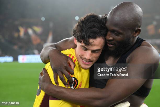 Romelu Lukaku and Mile Svilar of AS Roma celebrate the victory after the shootout during the UEFA Europa League 2023/24 knockout round play-offs...