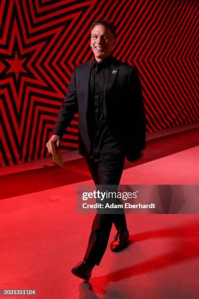 Hockey Hall of Famer Chris Chelios arrives at the United Center for his jersey retirement prior to the game between the Chicago Blackhawks and the...