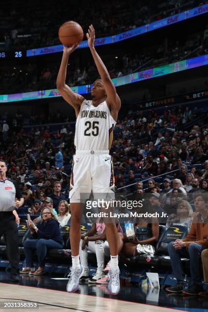 Trey Murphy III of the New Orleans Pelicans shoots a three point basket during the game against the Chicago Bulls on February 25, 2024 at the...