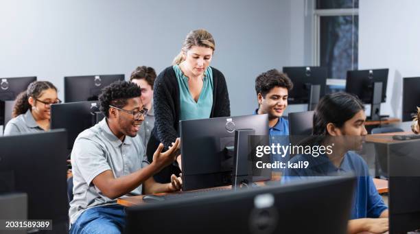 Pinoy Computer 750 Filipino American Community Stock Photos, High-Res Pictures, and ...