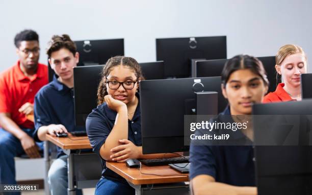 Filipino Computer Class 1,027 Filipino Highschool Stock Photos, High-Res Pictures, and Images ...