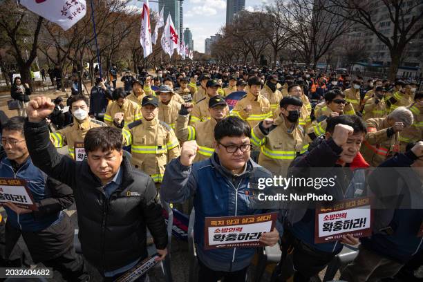 Firefighter Rally 11 Photos & High Res Pictures - Getty Images