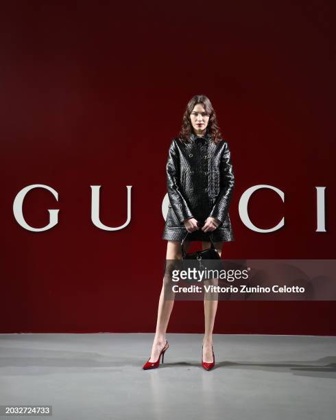 Alexa Chung attends the Gucci Women's Fall Winter 2024 Fashion Show during Milan Fashion Week Womenswear Fall/Winter 2024-2025 at Fonderia Carlo...