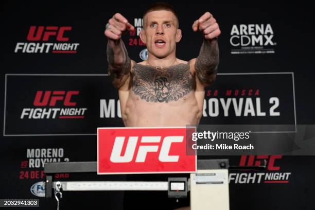 Chris Duncan of Scotland poses on the scale during the UFC Fight Night official weigh-in at the InterContinental Presidente on February 23, 2024 in...