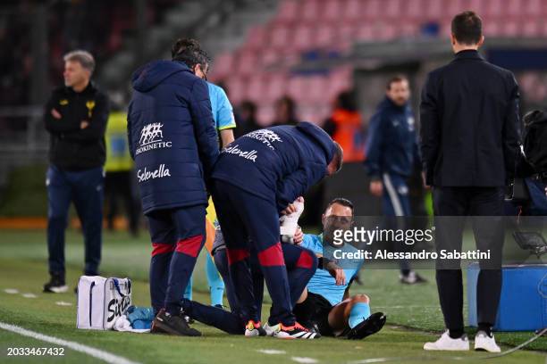 Referee Rosario Abisso receives medical treatment during the Serie A TIM match between Bologna FC and Hellas Verona FC at Stadio Renato Dall'Ara on...