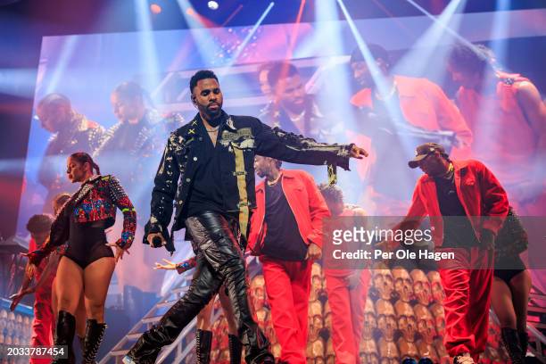 Jason Derulo performs on stage at Oslo Spektrum on February 23, 2024 in Oslo, Norway.