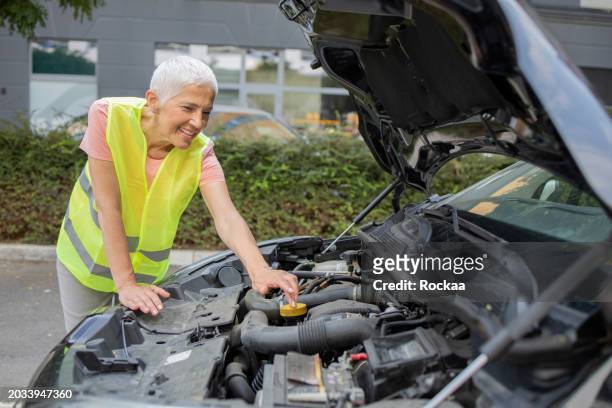 broken car - engine failure stock pictures, royalty-free photos & images