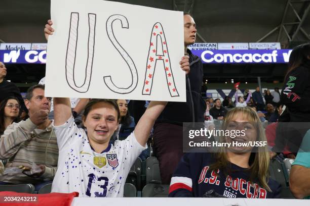 United States fans Vivian Branoff with her mom Ashley prior to the United States playing Argentina during the 2024 Concacaf W Gold Cup Group A match...