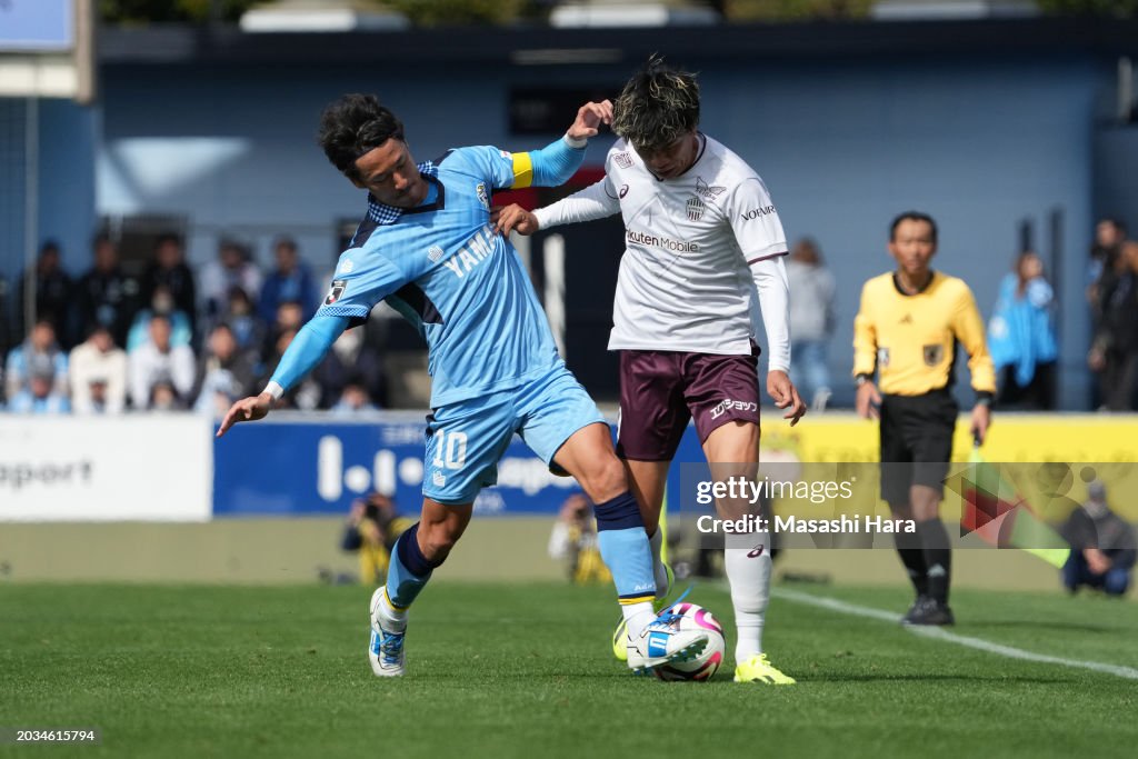 Júbilo Iwata v Vissel Kobe - J.LEAGUE MEIJI YASUDA J1