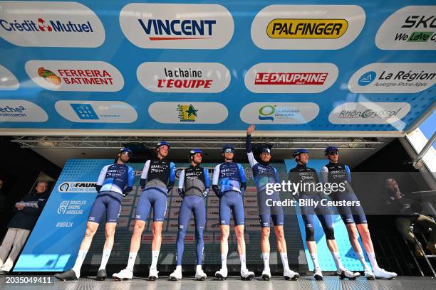 Michael Woods of Canada, Stephen Williams of The United Kingdom, Nick Schultz of Australia, Marco Frigo of Italy, Hugo Houle of Canada, Jakob...