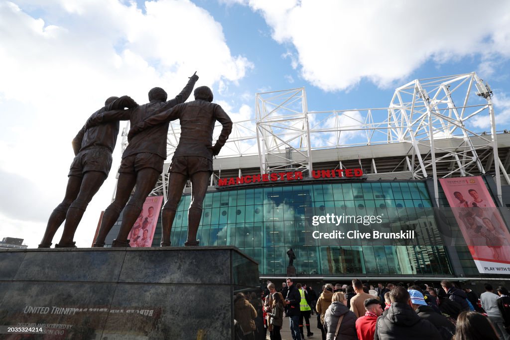 Manchester United v Fulham FC - Premier League