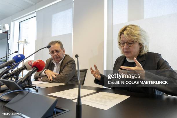 Brussels region Minister-President Rudi Vervoort and safe.brussels chairwoman Sophie Lavaux pictured during a press conference after a meeting of the...