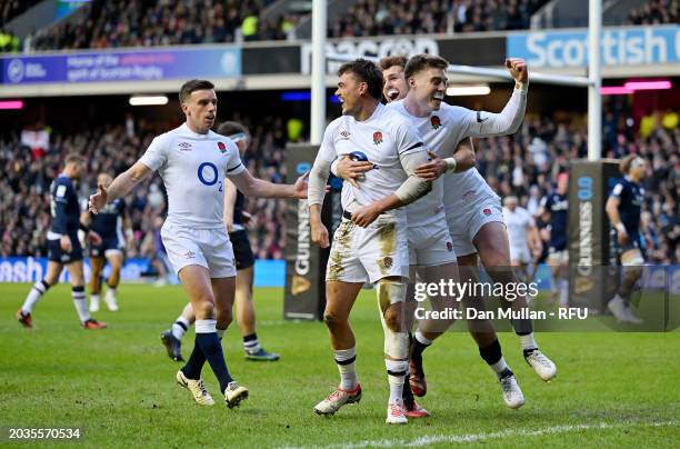 George Furbank of England celebrates scoring his team's first try with teammates George Ford, Tommy Freeman and Henry Slade during the Guinness Six...