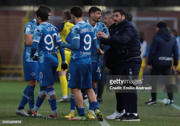 Como 1907 coach Cesc Fabregas issues instructions to his players during the Serie B match between Como 1907 and Parma Calcio at Stadio Giuseppe...