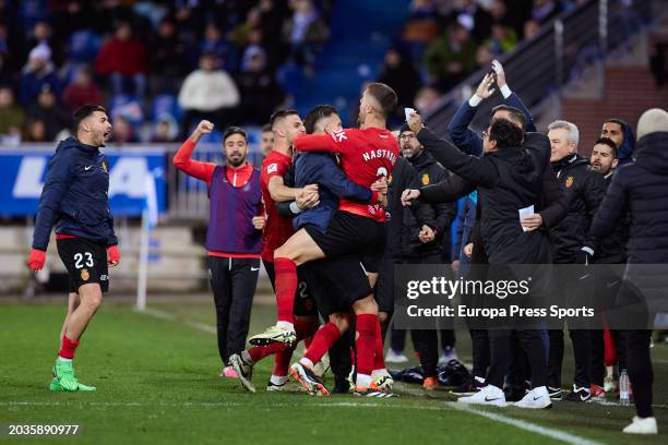 Matija Nastasic of RCD Mallorca celebrates after scoring the team's first goal during the LaLiga EA Sports match between Deportivo Alaves and RCD...