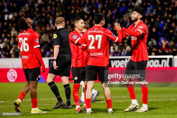 Sam Kersten of PEC Zwolle scores a own goal , Hirving Lozano of PSV Eindhoven, Mauro Junior of PSV Eindhoven and Ricardo Pepi of PSV Eindhoven ,...