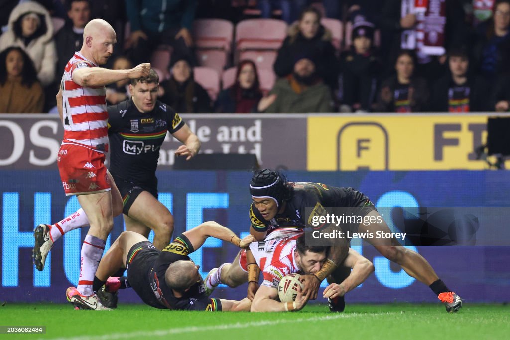 Wigan Warriors v Penrith Panthers - Betfred World Club Challenge