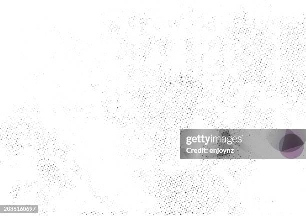 schwarzes grunge-halbton-punktemuster - grunge bildtechnik stock-grafiken, -clipart, -cartoons und -symbole