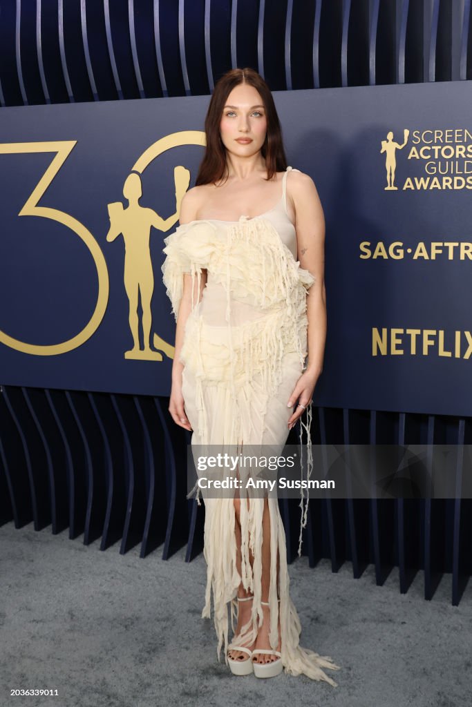 Screen Action Guild Maddie Ziegler attends the 30th Annual Screen Actors Guild Awards at ...