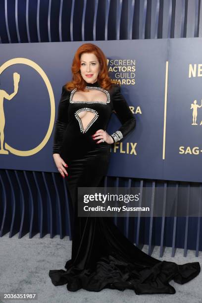 Lisa Ann Walter attends the 30th Annual Screen Actors Guild Awards at Shrine Auditorium and Expo Hall on February 24, 2024 in Los Angeles, California.