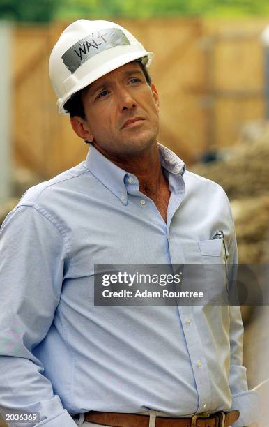 Walt Willey and cast members from the TV drama, All My Children, volunteer to build a Habitat for Humanity house May 28, 2003 in Bronx neighborhood...