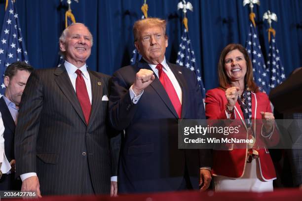 South Carolina Governor Henry McMaster, Republican presidential candidate Donald Trump and Lt Governor during an election night watch party at the...