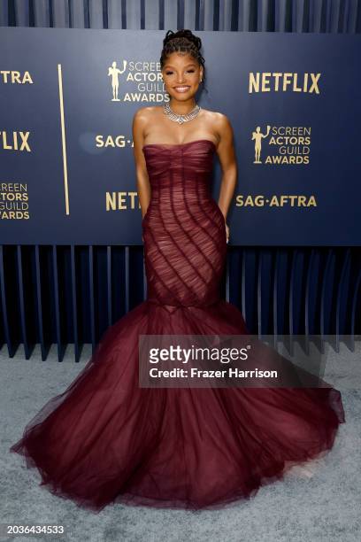 Halle Bailey attends the 30th Annual Screen Actors Guild Awards at Shrine Auditorium and Expo Hall on February 24, 2024 in Los Angeles, California.